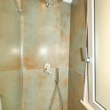 Allegra Elegance Homes شقة *